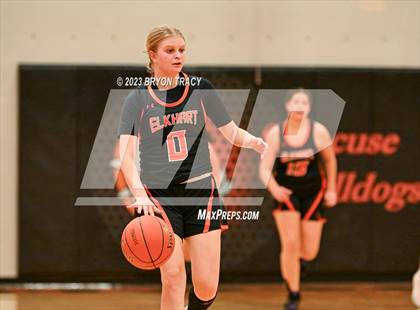Thumbnail 3 in Cheyenne Wells vs. Elkhart photogallery.