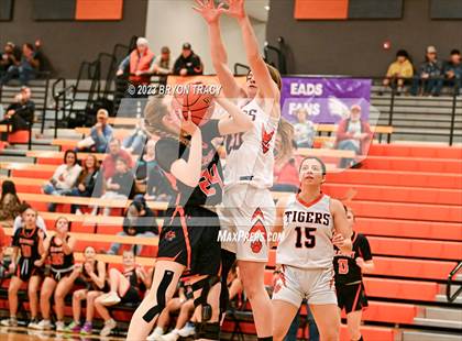Thumbnail 1 in Cheyenne Wells vs. Elkhart photogallery.