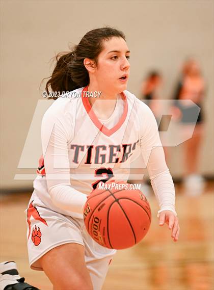 Thumbnail 3 in Cheyenne Wells vs. Elkhart photogallery.