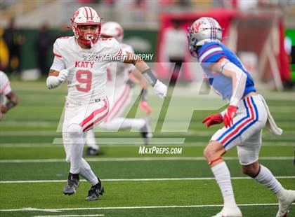 Thumbnail 1 in Westlake vs Katy UIL 6A D2 Semi-Final Playoff photogallery.