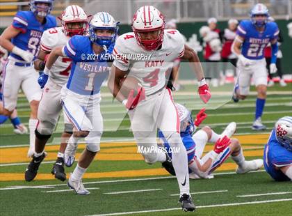 Thumbnail 2 in Westlake vs Katy UIL 6A D2 Semi-Final Playoff photogallery.