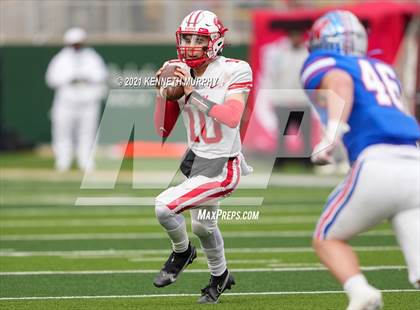 Thumbnail 2 in Westlake vs Katy UIL 6A D2 Semi-Final Playoff photogallery.