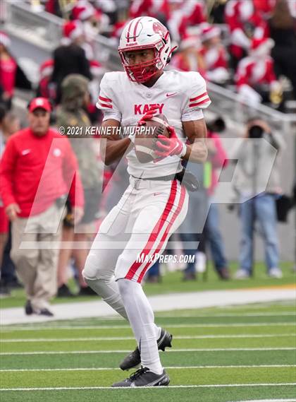 Thumbnail 1 in Westlake vs Katy UIL 6A D2 Semi-Final Playoff photogallery.