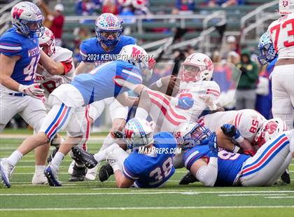 Thumbnail 2 in Westlake vs Katy UIL 6A D2 Semi-Final Playoff photogallery.