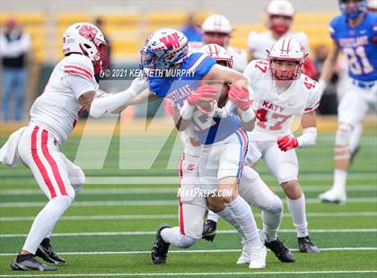 Thumbnail 2 in Westlake vs Katy UIL 6A D2 Semi-Final Playoff photogallery.