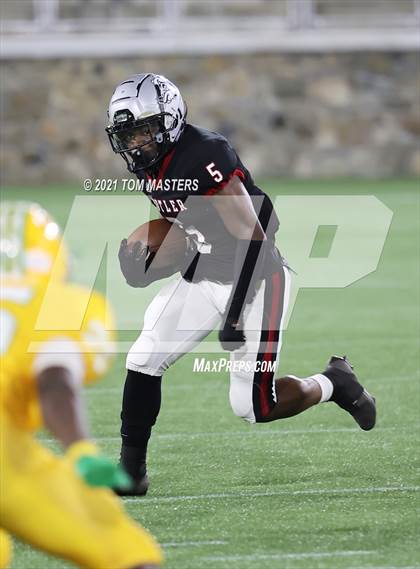 Thumbnail 3 in Richmond @ Butler (Panthers Big Friday) photogallery.