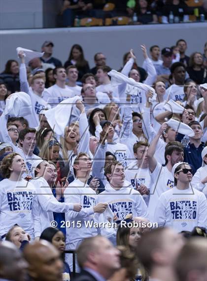 Thumbnail 3 in Marquette Catholic vs. Barr-Reeve (IHSAA 1A Final) photogallery.