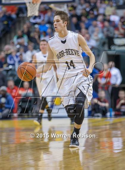 Thumbnail 3 in Marquette Catholic vs. Barr-Reeve (IHSAA 1A Final) photogallery.