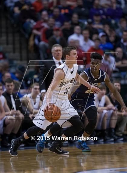 Thumbnail 2 in Marquette Catholic vs. Barr-Reeve (IHSAA 1A Final) photogallery.