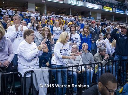Thumbnail 3 in Marquette Catholic vs. Barr-Reeve (IHSAA 1A Final) photogallery.
