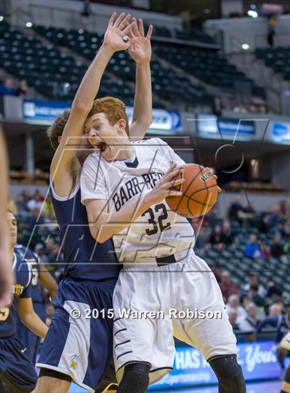 Thumbnail 2 in Marquette Catholic vs. Barr-Reeve (IHSAA 1A Final) photogallery.
