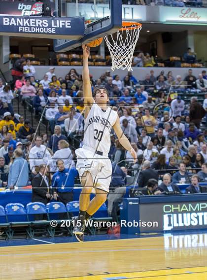 Thumbnail 3 in Marquette Catholic vs. Barr-Reeve (IHSAA 1A Final) photogallery.
