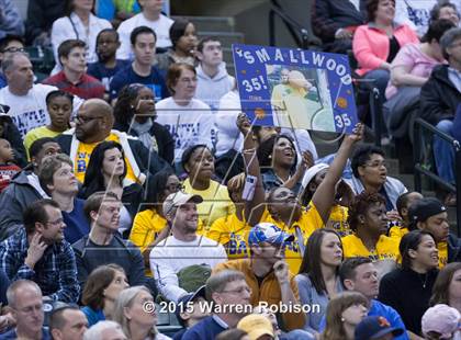 Thumbnail 3 in Marquette Catholic vs. Barr-Reeve (IHSAA 1A Final) photogallery.