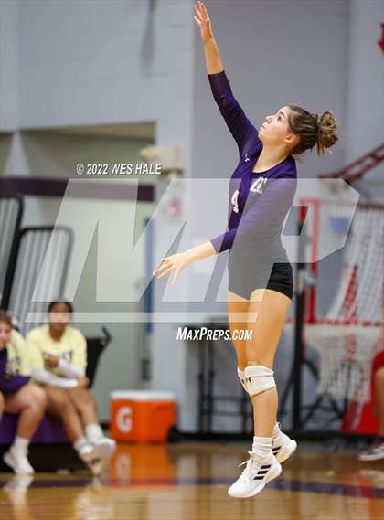 Thumbnail 3 in Hernando @ DeSoto Central photogallery.