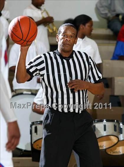 Thumbnail 3 in Washington Prep vs. Locke (CIF LACS Playoffs) photogallery.