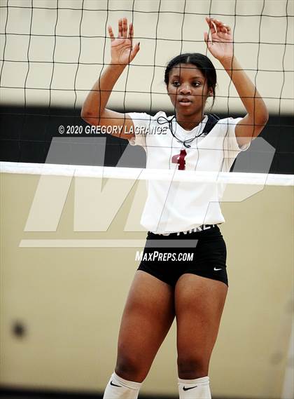 Thumbnail 2 in Carroll vs Keller Central photogallery.