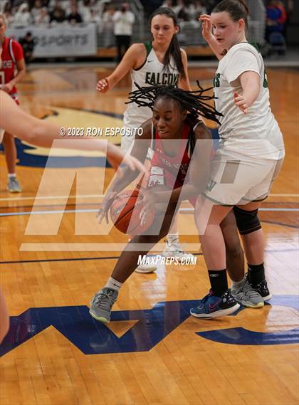 Thumbnail 3 in Center Moriches vs Locust Valley (NYSPHSAA Class B Semi-Regional Playoff)  photogallery.