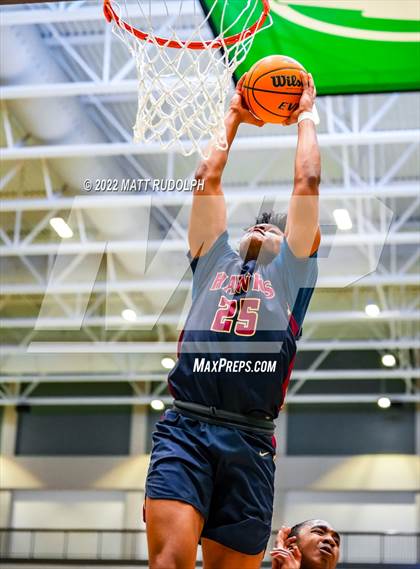 Thumbnail 1 in Mill Creek vs. Meadowcreek photogallery.