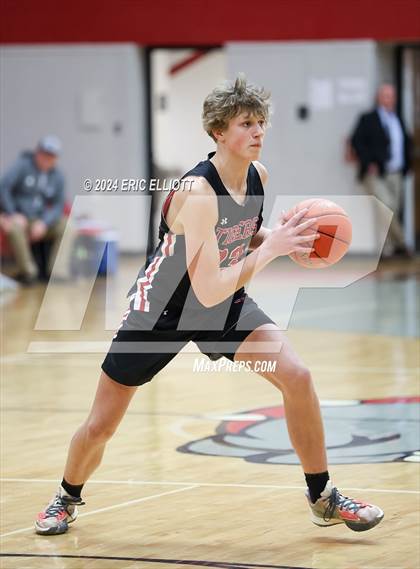 Thumbnail 3 in Fairview vs Oil City (PIAA D10 3A Quarterfinal) photogallery.