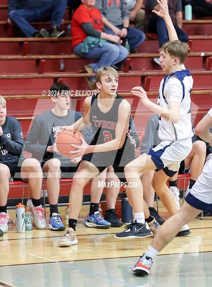 Thumbnail 3 in Fairview vs Oil City (PIAA D10 3A Quarterfinal) photogallery.