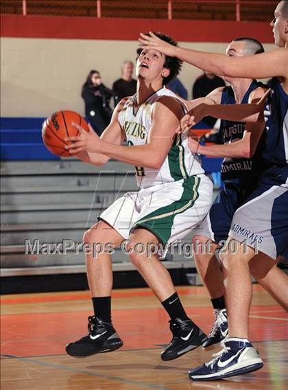 Thumbnail 3 in Farragut vs. Knoxville Catholic photogallery.