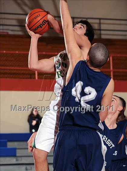 Thumbnail 1 in Farragut vs. Knoxville Catholic photogallery.