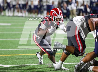 Thumbnail 3 in St. John Bosco vs Mater Dei photogallery.