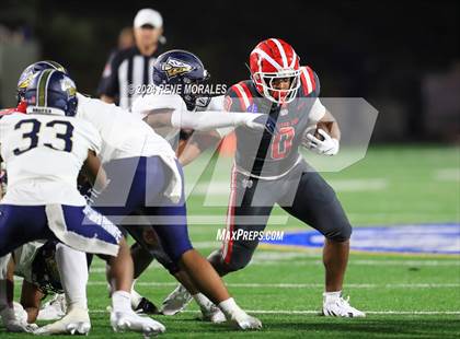 Thumbnail 1 in St. John Bosco vs Mater Dei photogallery.