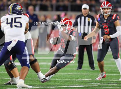 Thumbnail 2 in St. John Bosco vs Mater Dei photogallery.