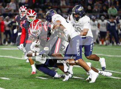 Thumbnail 1 in St. John Bosco vs Mater Dei photogallery.