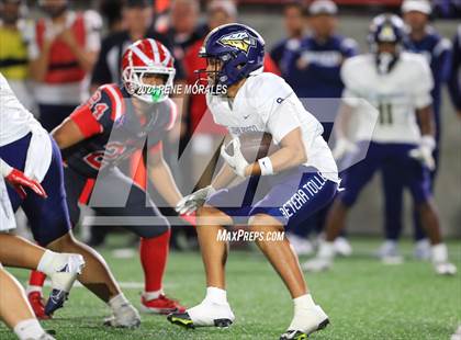 Thumbnail 2 in St. John Bosco vs Mater Dei photogallery.