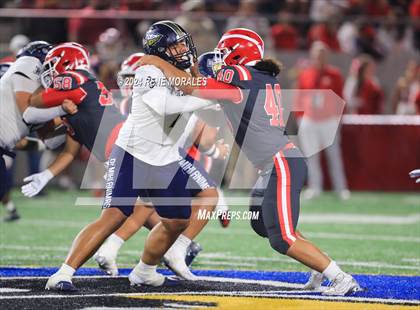 Thumbnail 1 in St. John Bosco vs Mater Dei photogallery.