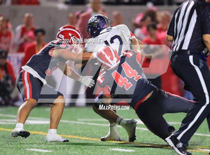 Thumbnail 3 in St. John Bosco vs Mater Dei photogallery.