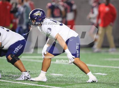 Thumbnail 1 in St. John Bosco vs Mater Dei photogallery.