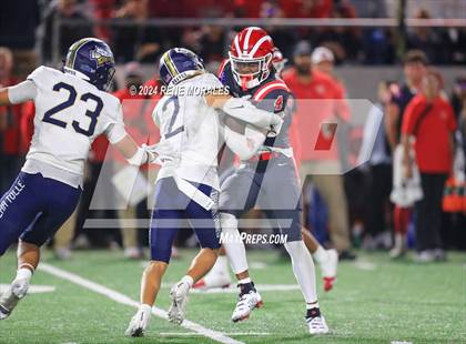 Thumbnail 2 in St. John Bosco vs Mater Dei photogallery.