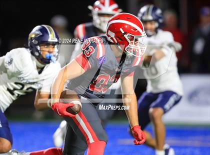 Thumbnail 1 in St. John Bosco vs Mater Dei photogallery.