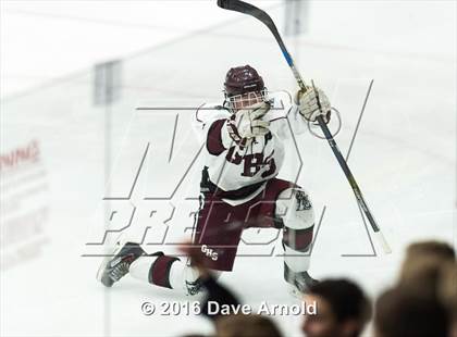 Thumbnail 2 in Gloucester vs. Lincoln-Sudbury (MIAA Division 2 North Semifinal) photogallery.