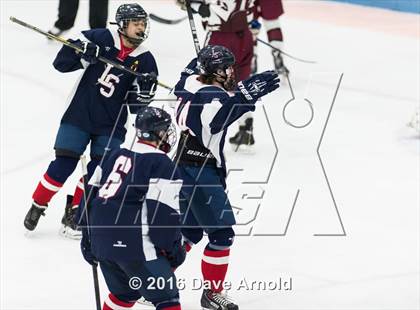 Thumbnail 3 in Gloucester vs. Lincoln-Sudbury (MIAA Division 2 North Semifinal) photogallery.