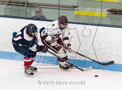 Thumbnail 1 in Gloucester vs. Lincoln-Sudbury (MIAA Division 2 North Semifinal) photogallery.