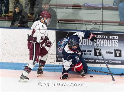 Thumbnail 1 in Gloucester vs. Lincoln-Sudbury (MIAA Division 2 North Semifinal) photogallery.