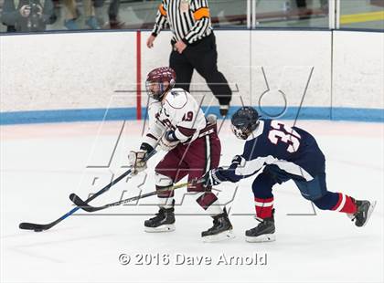 Thumbnail 3 in Gloucester vs. Lincoln-Sudbury (MIAA Division 2 North Semifinal) photogallery.