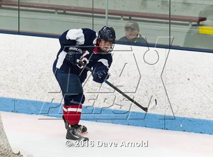 Thumbnail 3 in Gloucester vs. Lincoln-Sudbury (MIAA Division 2 North Semifinal) photogallery.