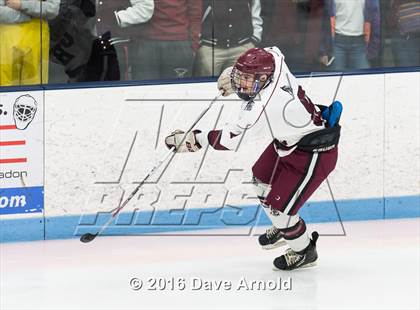 Thumbnail 1 in Gloucester vs. Lincoln-Sudbury (MIAA Division 2 North Semifinal) photogallery.