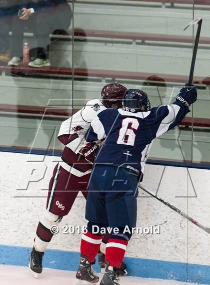 Thumbnail 3 in Gloucester vs. Lincoln-Sudbury (MIAA Division 2 North Semifinal) photogallery.