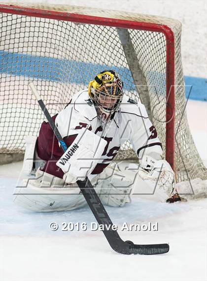 Thumbnail 3 in Gloucester vs. Lincoln-Sudbury (MIAA Division 2 North Semifinal) photogallery.