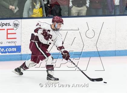 Thumbnail 1 in Gloucester vs. Lincoln-Sudbury (MIAA Division 2 North Semifinal) photogallery.