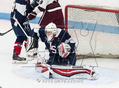 Thumbnail 2 in Gloucester vs. Lincoln-Sudbury (MIAA Division 2 North Semifinal) photogallery.
