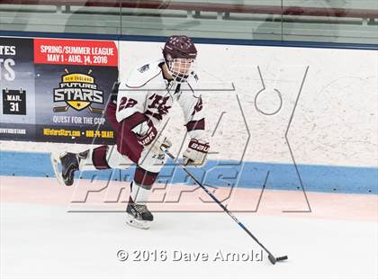Thumbnail 2 in Gloucester vs. Lincoln-Sudbury (MIAA Division 2 North Semifinal) photogallery.