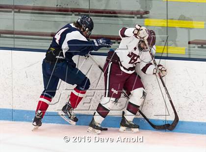 Thumbnail 1 in Gloucester vs. Lincoln-Sudbury (MIAA Division 2 North Semifinal) photogallery.