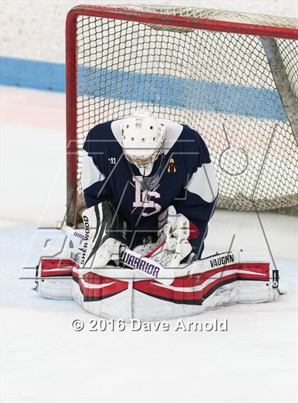 Thumbnail 3 in Gloucester vs. Lincoln-Sudbury (MIAA Division 2 North Semifinal) photogallery.